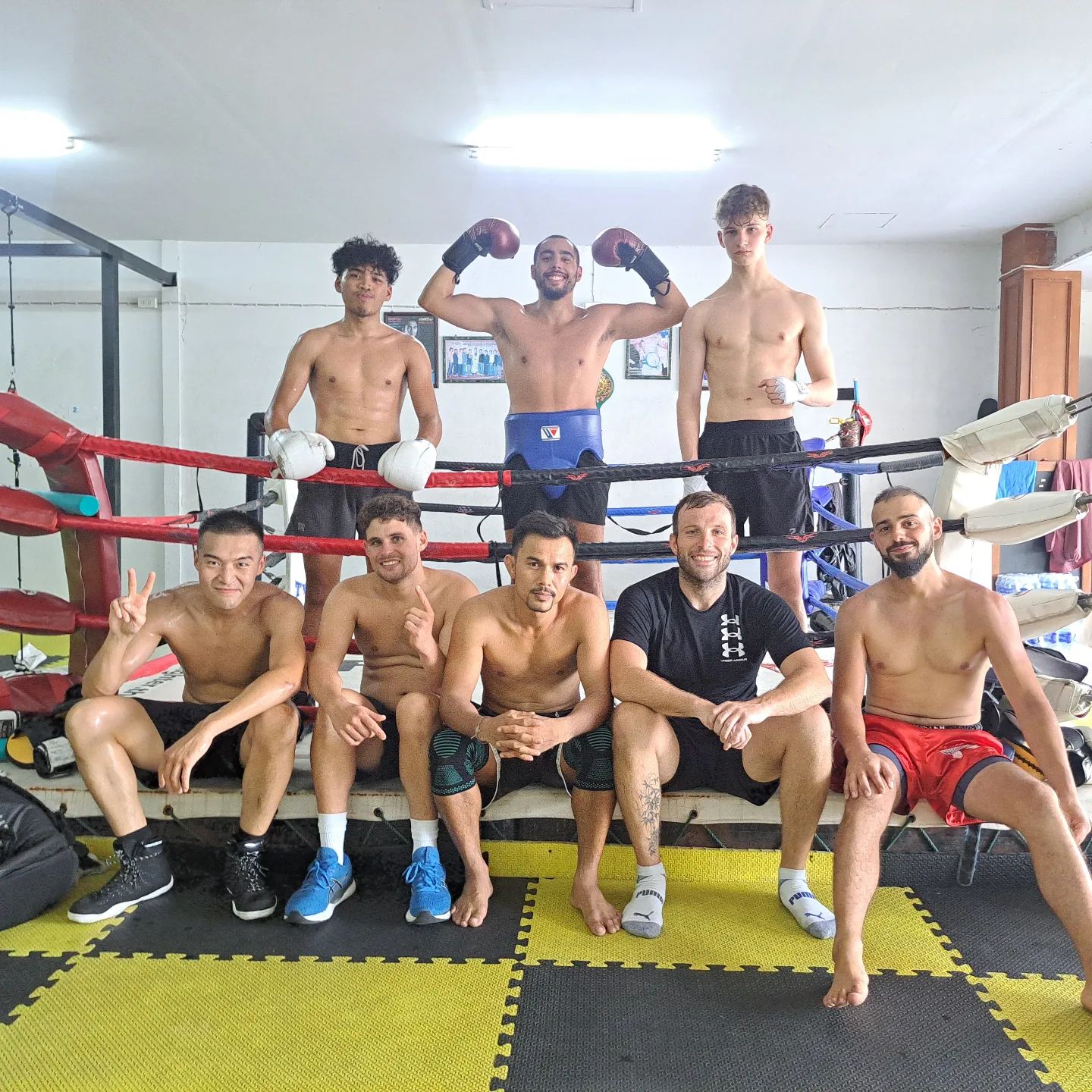 Oleydong Gym Training Background